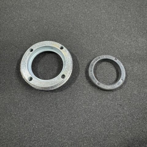 BMW R 27 Tekerlek Rulman Kapağı ve Keçesi