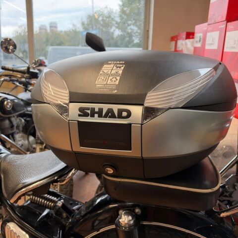 Shad SH48 Çanta-Alt Tabla Dahil